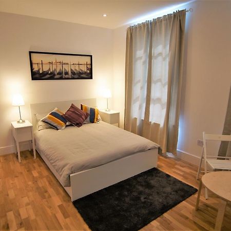 Ifield Road Apartments By Mayfair Stay ลอนดอน ภายนอก รูปภาพ